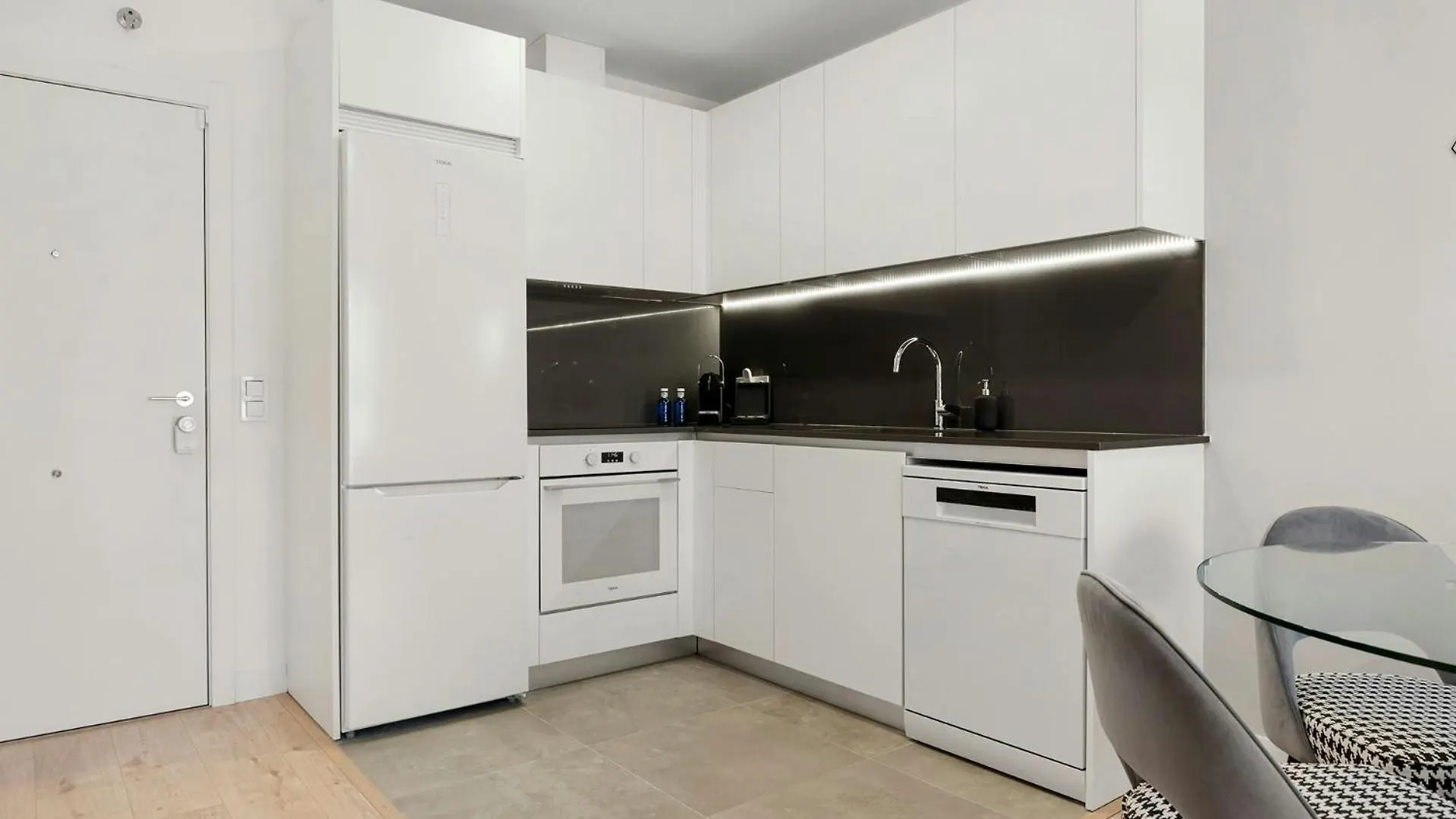 Apartament Malaga Eye Pool & Parking Free