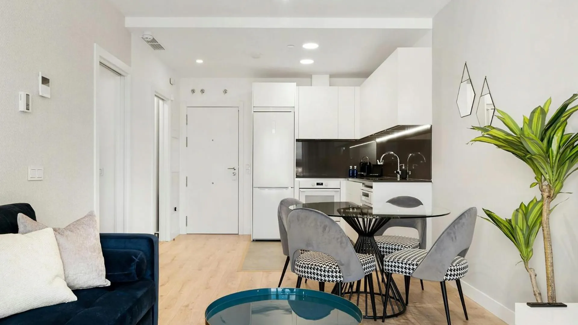 Apartament Malaga Eye Pool & Parking Free